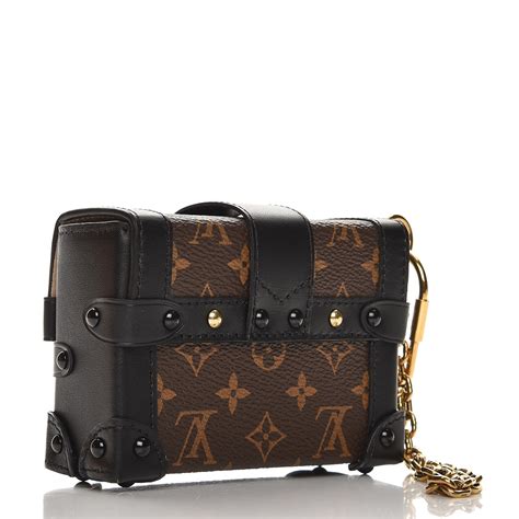 louis vuitton monogram essential.